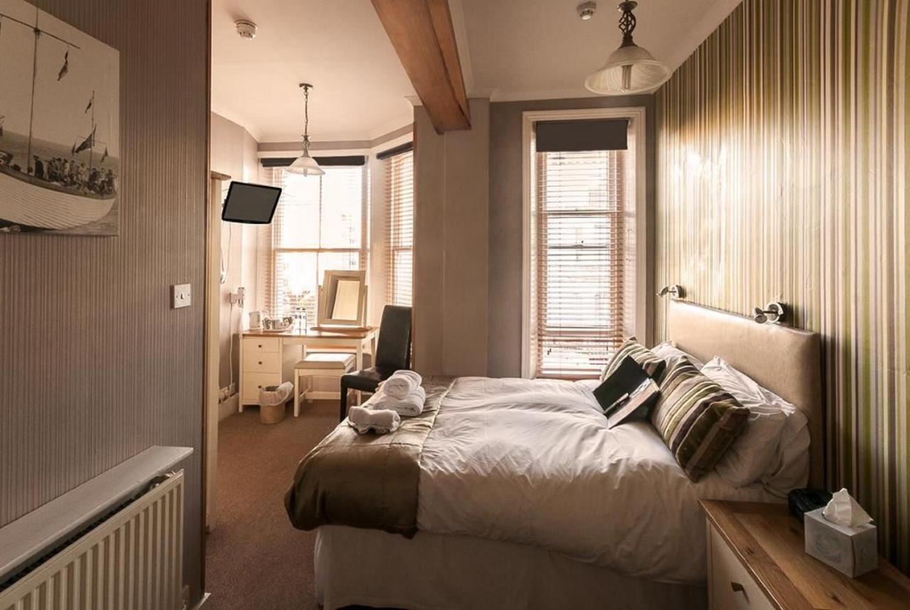 Bed and Breakfast The Mowbray Eastbourne Zewnętrze zdjęcie