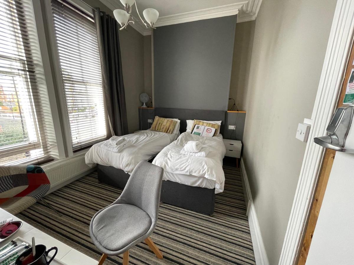 Bed and Breakfast The Mowbray Eastbourne Zewnętrze zdjęcie